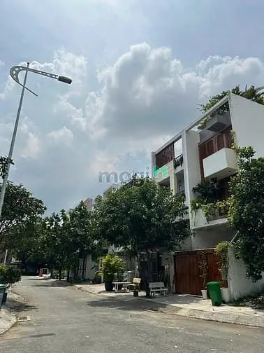Hàng Hiếm! Bán Chdv Kdc Đông Thủ Thiêm Dt120M2 (6M X20M) - Giá 14.8 Tỷ