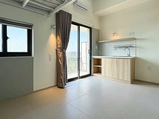 Căn Hộ Duplex Ban Công _ Ngay Đại Học Tài Chính Marketting