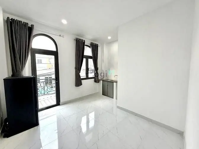 Chdv Mặt Tiền 14Pn ,Dòng Tiền 95Tr/Thang