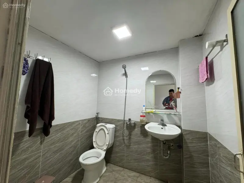 Hiếm! Nhà Đẹp 2 Thoáng Giá 3.5 Tỷ Tại Trung Phụng, Đống Đa