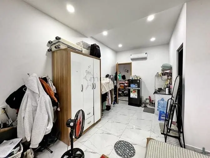 Chdv Mặt Tiền ,10Pn - Dòng Tiền 600Tr/Năm