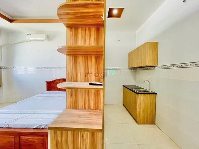 😍 Căn Hộ Mới Tách Bếp Và 1 Phòng Ngủ Có Ban Công Và Thang Máy 😍