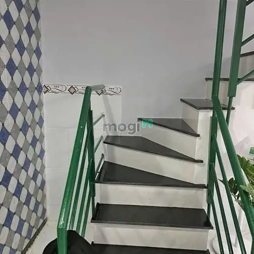 Bán Nhà Quận 7 – Đường 9M Xe Hơi, Gần Phú Mỹ Hưng, Rmit