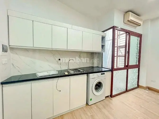 Bán Tòa Nhà 9 Tầng – Mặt Phố Vương Thừa Vũ – Vừa Ở Vừa Kinh Doanh
