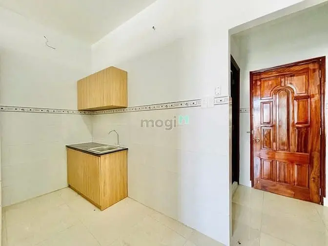 😍 Căn Hộ Mới Tách Bếp Và 1 Phòng Ngủ Có Ban Công Và Thang Máy 😍