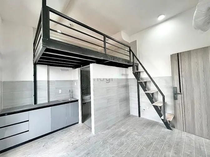 Căn Hộ Duplex Ban Công _ Cạnh Xa Lộ Hà Nội