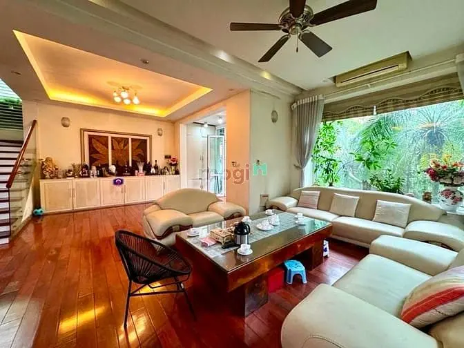 Bán Biệt Thự Vip Đtm Pháp Vân, View Vườn Hoa, 289M, 4 Tầng, Mt 13M