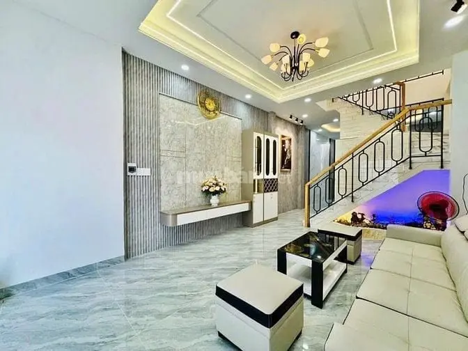 Chủ Ngộp Bán Gấp Nhà Hai Bà Trưng Gần Nhà Thờ Tân Định Giá 8 Tỷ 550