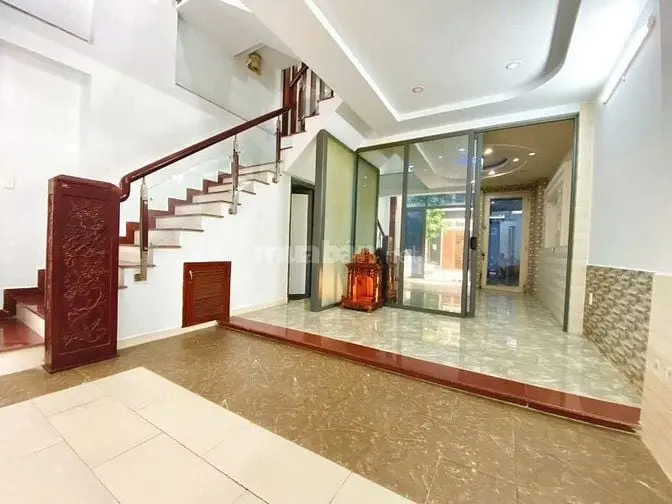 Chỉ 3 Tỷ 550 Cho Căn 65M2 Nguyễn Trãi Gần Hồng Bàng, Xây 4 Tầng. Shr