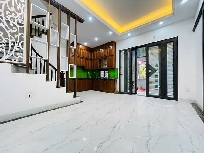Thúy Lĩnh-Nhà Mới, 5 Tầng Thang Máy,Hiện Đại_Lô Góc 2 Thoáng- Ngõ Phố