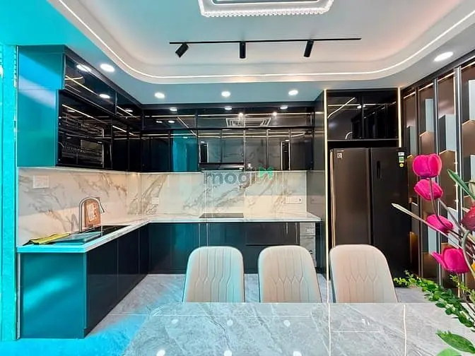 Nhà Đường Huỳnh Thị Hai, Dt:4X15M, Lửng, 3Lầu, 4Pn, Gara Ôtô, S/Thuong