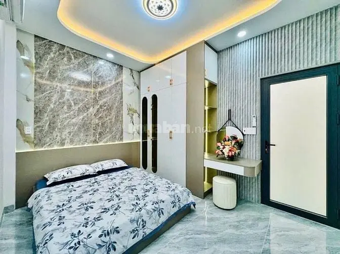 Chủ Ngộp Bán Gấp Nhà Hai Bà Trưng Gần Nhà Thờ Tân Định Giá 8 Tỷ 550