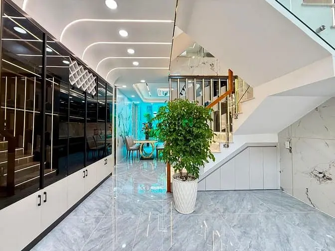 Nhà Đường Huỳnh Thị Hai, Dt:4X15M, Lửng, 3Lầu, 4Pn, Gara Ôtô, S/Thuong