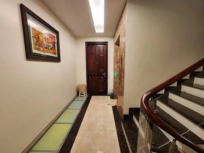 Bán Nhà 100M2X6T Thang Máy Gần Ngã Tư Cát Linh Đống Đa Đường Ôtô Tránh