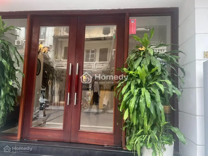 Chính Chủ Bán Nhà Mặt Phố Cổ Hàng Mành, Phường Hoàn Kiếm, Hà Nội. Lý Tưởng Cho Kinh Doanh Buôn Bán