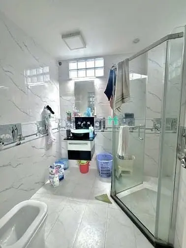 Cho Thuê Nhà Lộ Giới 8M- Đường Huỳnh Văn Bánh, P11, Q. Phú Nhuận