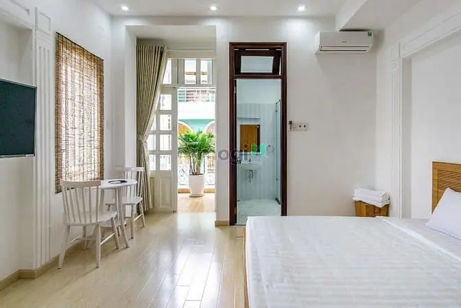 1Pn Bancon Gần Chợ Tân Định _ Công Viên Lê Văn Tám _ Cầu Bông Quận 1
