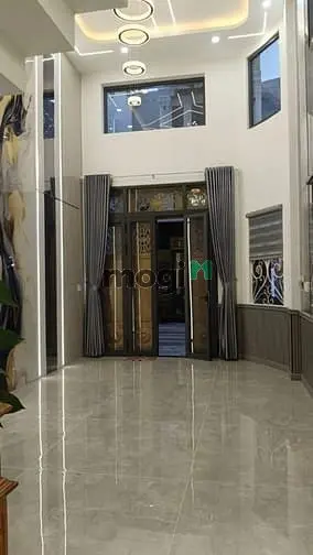Nhà Sang Hiện Đại Góc 2 Mặt Tiền 5 Tầng Có Thang Máy Ngay Chợ Ở & Kd