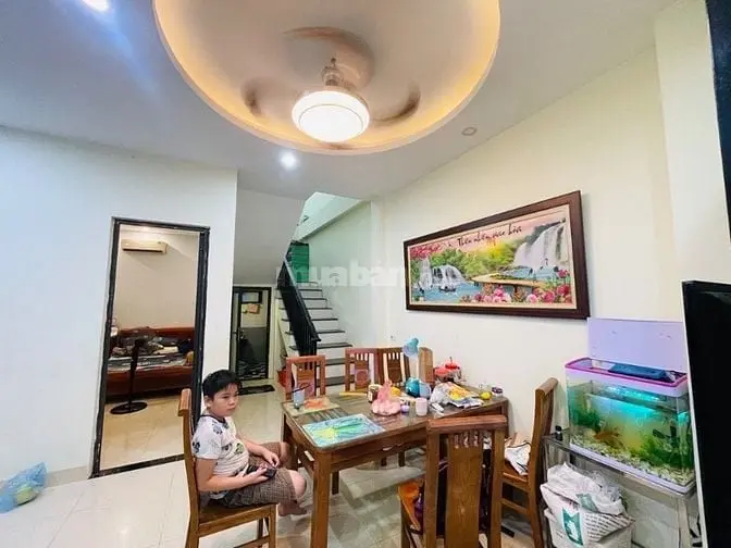 60M2 / Tǎngj Nhà 2 Tầng Bồ Đề Long Biên Bán 6Tyỷ
