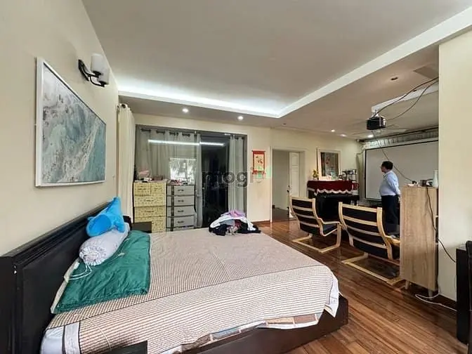 Bán Biệt Thự Vip Đtm Pháp Vân, View Vườn Hoa, 289M, 4 Tầng, Mt 13M
