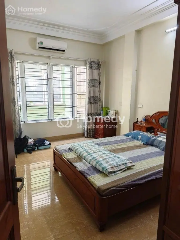 Bán Nhà - Trần Quốc Hoàn - Phân Lô Bàn Cờ, Ôtô Tránh, Kinh Doanh - 40M X 6 Tầng X 2 Thoáng.