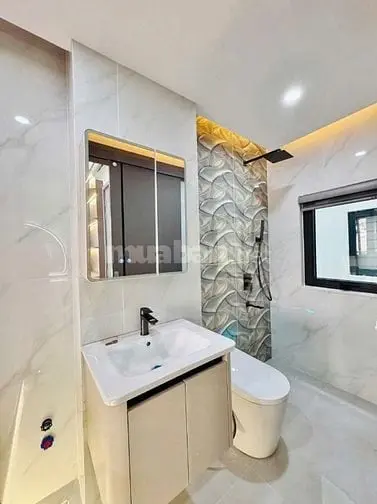 Chưa Tới 4 Tỷ. Nhà 52M2 Trần Hưng Đạo Gần Ca Tp, Xây 4 Tầng. Sổ Riêng