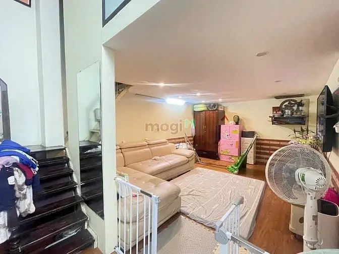 Nhà Đẹp Phố Cổ Full Nội Thất 2P Ra Bờ Hồ Chỉ 6,8T Dòng Tiền Tiềm Năng