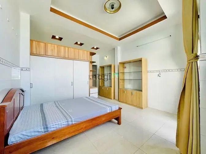 😍 Căn Hộ Mới Tách Bếp Và 1 Phòng Ngủ Có Ban Công Và Thang Máy 😍