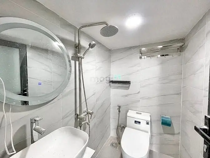 Căn Hộ Duplex Ban Công _ Cạnh Xa Lộ Hà Nội