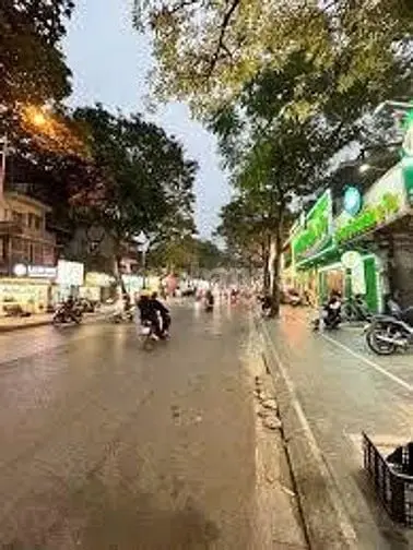 Bán Nhà Mặt Phố Nghĩa Tân, Lô Góc, 82M2 × 2.5 Tầng, Mt 5M, Chỉ 44.5 Tỷ