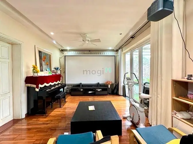 Bán Biệt Thự Vip Đtm Pháp Vân, View Vườn Hoa, 289M, 4 Tầng, Mt 13M