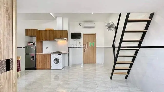 Căn Hộ Cao Cấp - Rộng 40M2 - Ngay Đh Văn Lang - Full Nội Thất.