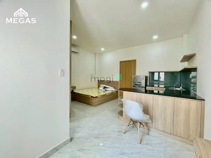 Căn Hộ Cao Cấp - Rộng 40M2 - Full Nội Thất - Ngay Công Viên Gia Định