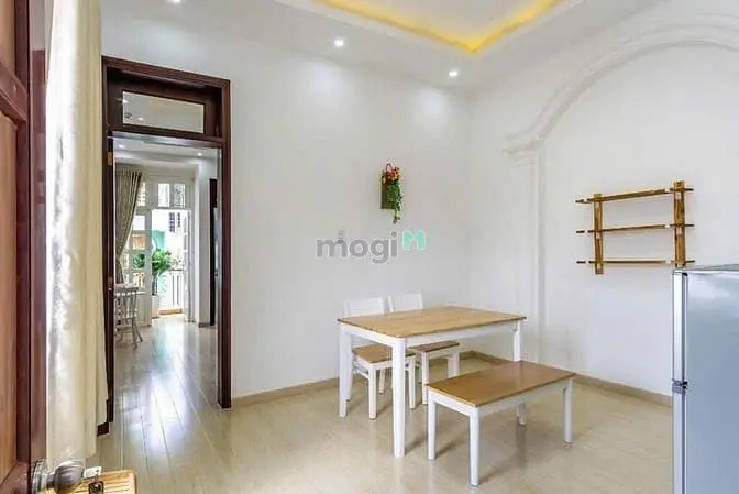 1Pn Bancon Gần Chợ Tân Định _ Công Viên Lê Văn Tám _ Cầu Bông Quận 1