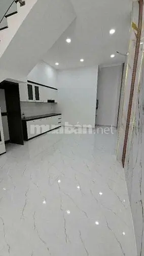 Nhà Mới Xây 100% Hẻm 5M Phạm Văn Chí