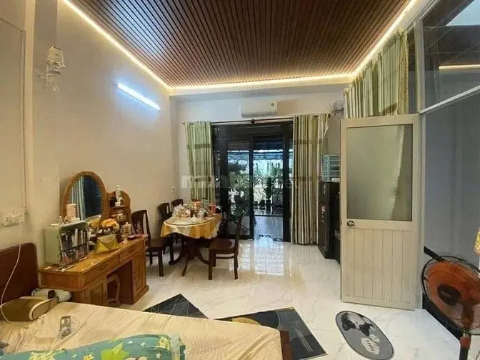 Bán Nhà 1 Lầu Giá 5,3 Tỷ Phường Bình Trưng Tp Hcm