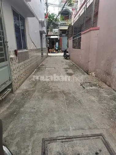 Nhà Trệt Lầu Ngang 6X14M Cách Huỳnh Tấn Phát 30M