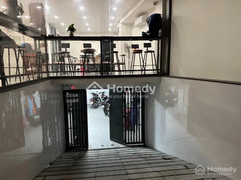 Thu Nhập 2Ty/Nam Tòa Nhà 26 Chdv Full Nt Ngang 10M Hầm 5 Tầng Ngay Cổng Đh Văn Lang