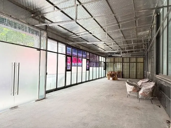 Cho Thuê Mặt Bằng Kinh Doanh 120 M² Tại 08 Nguyễn Cảnh Dị – Giá Thương