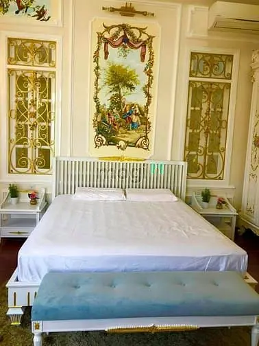 Quận 1 Bán Biệt Thự Dát Vàng, Đẳng Cấp, Ô Tô Trong Nhà, 32X Tỷ