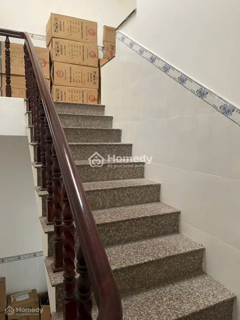 Căn Nhà 1 Trệt 2 Lầu Đẹp Giá Tốt Thuộc Kdc 586, Hưng Phú, Cần Thơ