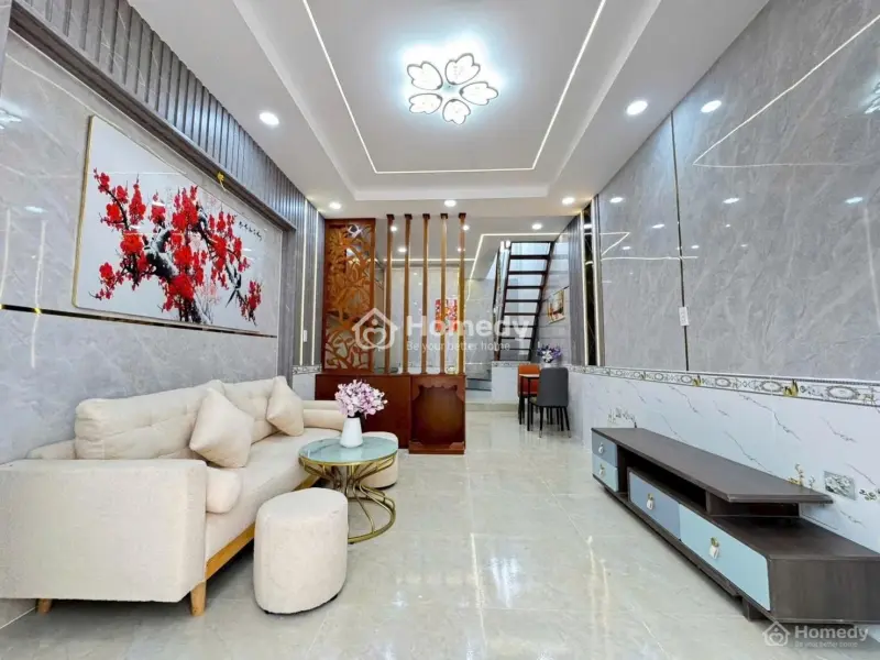Nhà 4X8 Gần Chợ Bình Chánh. 1 Lầu, 2Pn. Chỉ 650 Triệu Không Phát Sinh.