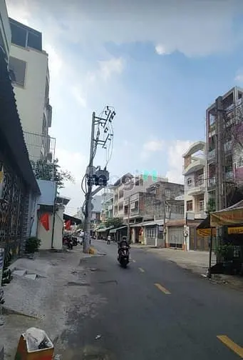 Nhà Cũ, Rộng (4X22M) Phù Hợp Làm Kho, Mt Nguyễn Chí Thanh-Lò Siêu Q11