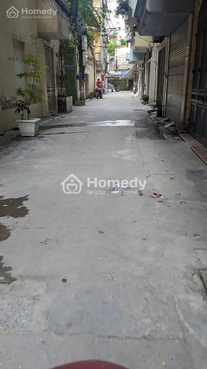 Bán Nhà Phố Cầu Giấy, Ô Tô Đỗ Cổng, Nhà Ngõ Riêng , An Ninh, Giá 11.5 Tỷ