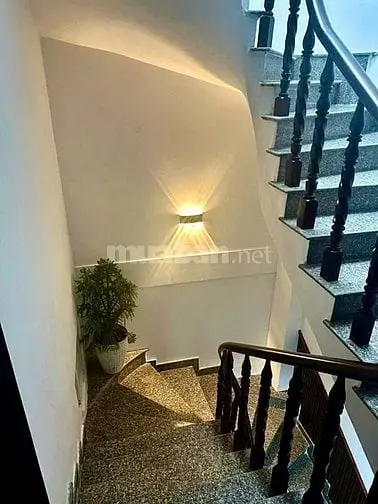 Nhà Đẹp Ốp Gỗ Ở Đường Số 54 Q6, View Công Viên (4X17) Chỉ 12,5 Tỷ