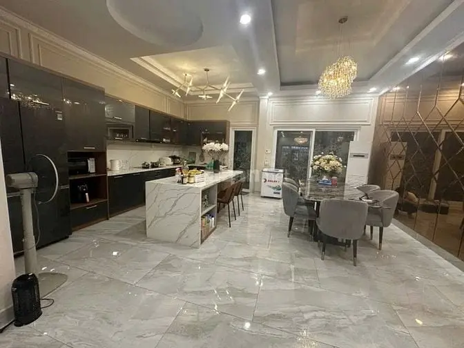 Gia Đình Cho Thuê Nhà Ở Nguyễn Thị Minh Khai