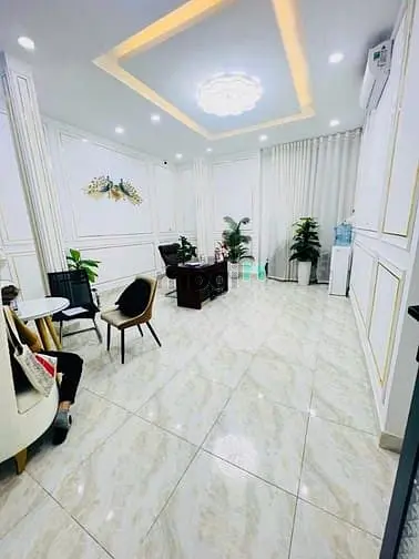 Cho Thuê Nhà Đẹp – Mặt Tiền 39A Nguyễn Trãi, Phường Bến Thành, Quận 1