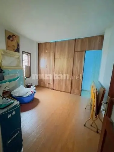 Bán Đất Tặng Nhà Chính Kinh, Lô Góc , 133M, 6,5M Mt, Giá 22,5 Tỷ