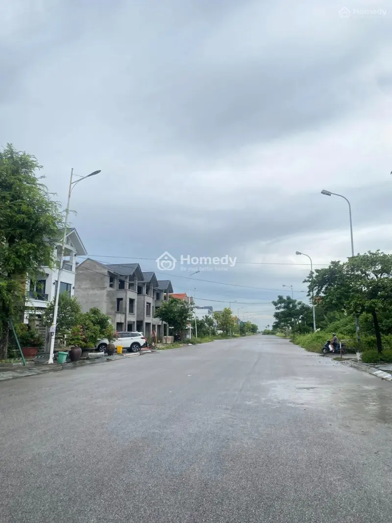 330M2 Anh Dũng 3 - Ngay Vòng Xuyến Cầu Rào - Đối Diện Khách Sạn Pearl River .