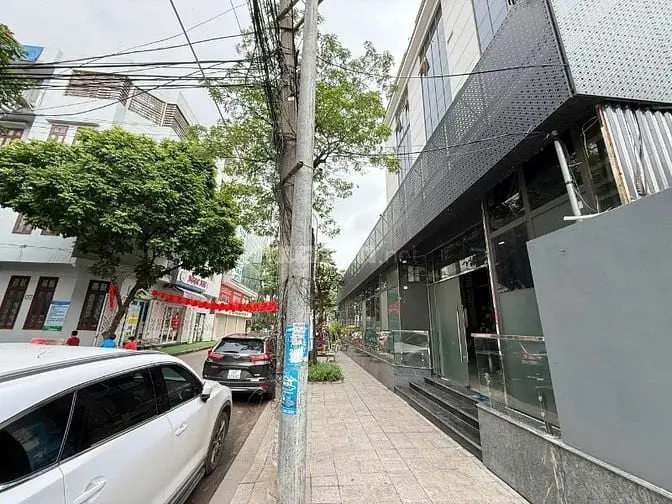 Cho Thuê Mặt Bằng Kinh Doanh 120 M² Tại 08 Nguyễn Cảnh Dị – Giá Thương